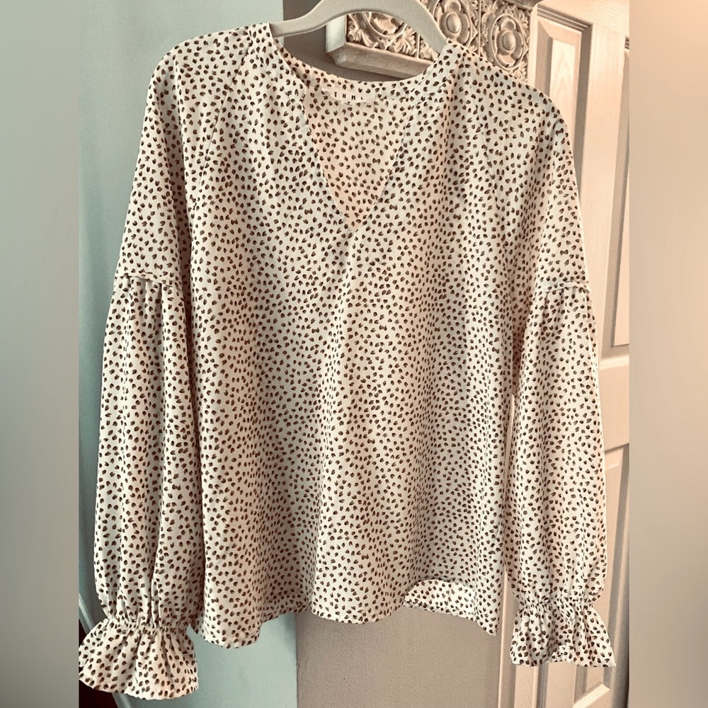 Women's THML Cream and Brown Floral Patterned Top - S